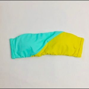 Victoria’s Secret Swim Bandeau Medium Bikini Top